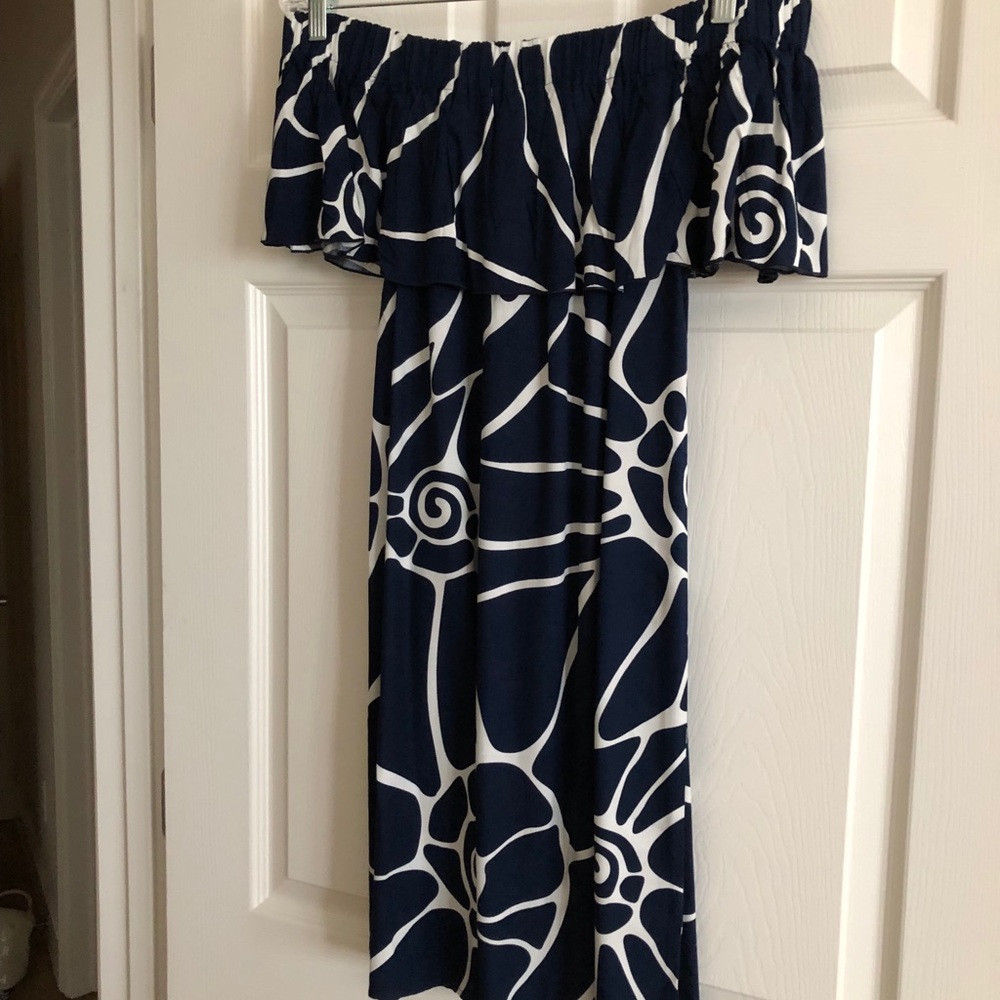 Escapada Living off shoulder dress